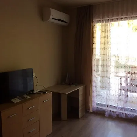 305 Golden Sands